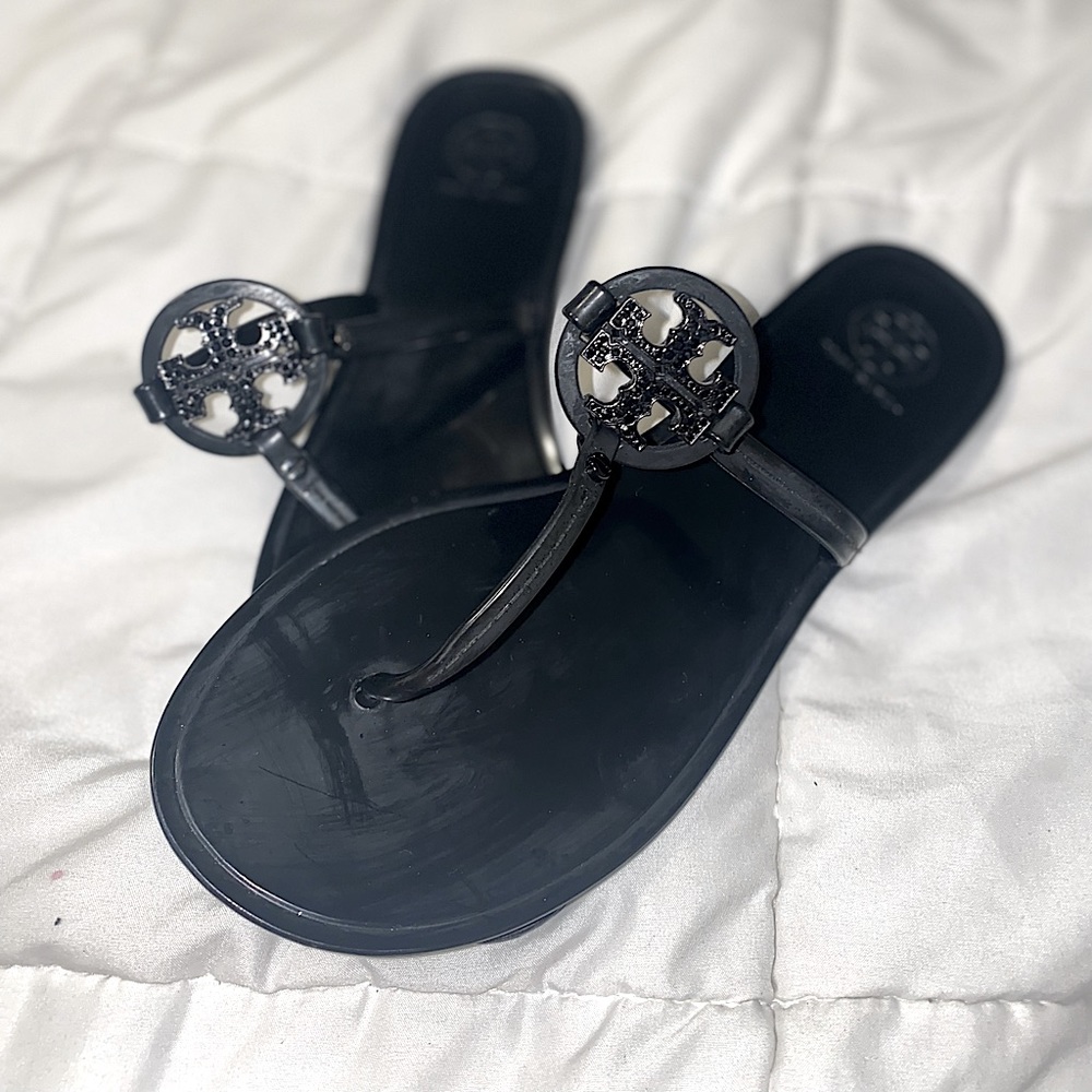 TORY BURCH BLACK MILLER JELLY - with sequined logo